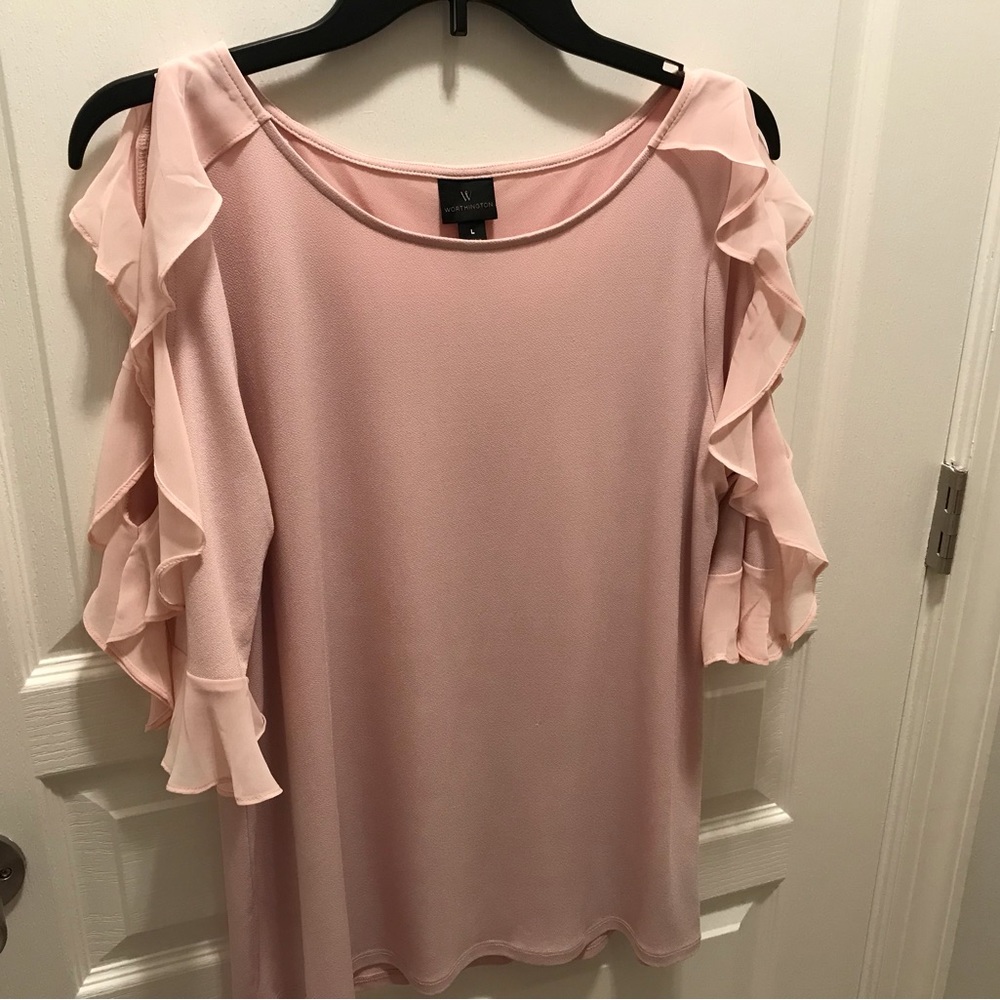 Worthington cold shoulder top. Pale pink. Sz L.